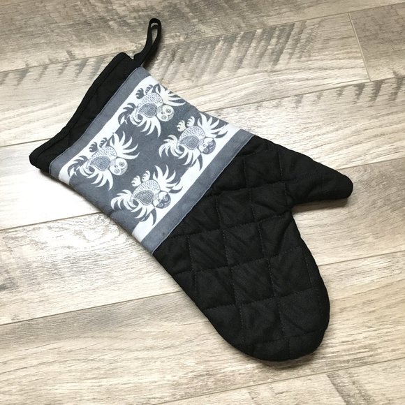 Free With $25 Purchase Native Home Inuit Owl Oven Mitt - Picture 2 of 11